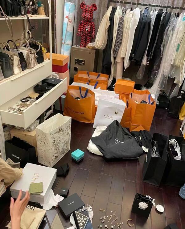 来宾回收顶奢鞋服